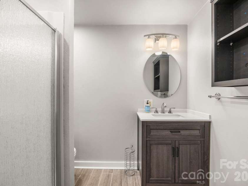 1 Orchid Lane, Asheville, NC 28803.  MLS# CAR4421419, YatesRealty ID 49235. 