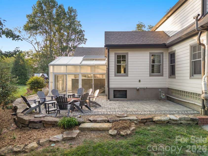 1 Orchid Lane, Asheville, NC 28803.  MLS# CAR4421419, YatesRealty ID 49235. 
