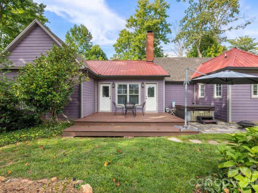 1 Orchid Lane, Asheville, NC 28803.  MLS# CAR4421419, YatesRealty ID 49235. 