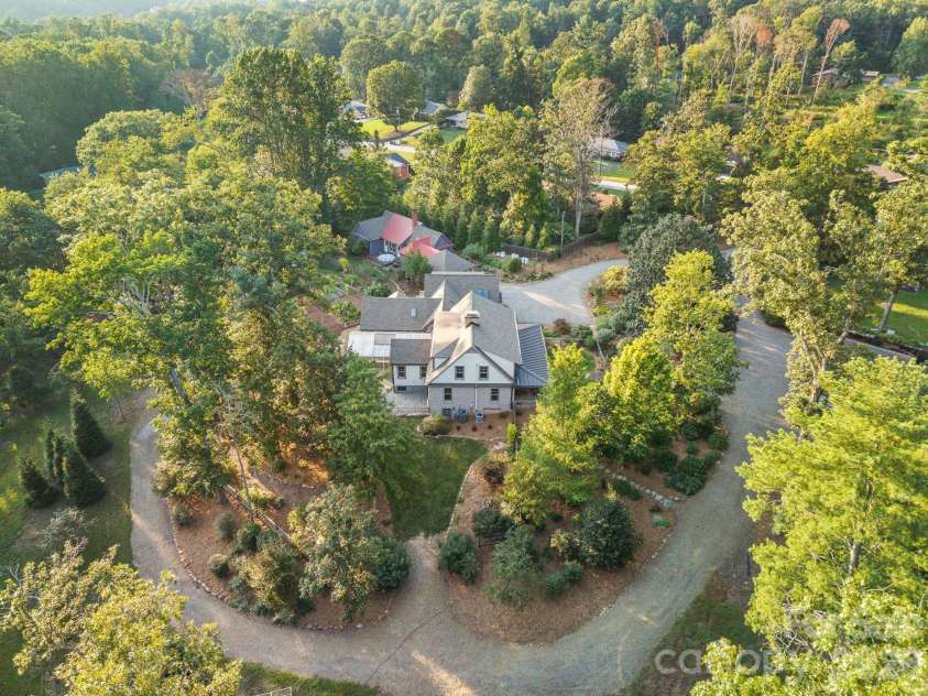 1 Orchid Lane, Asheville, NC 28803.  MLS# CAR4421419, YatesRealty ID 49235. 
