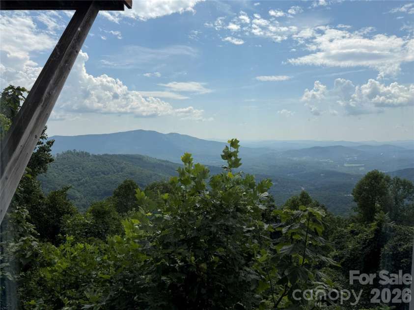 484 Alpine Drive, Little Switzerland, NC 28749.  MLS# CAR4415396, YatesRealty ID 49237. 