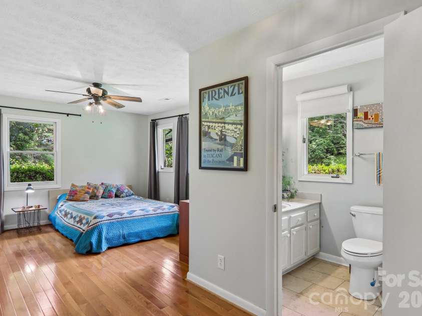 164 Pegg Road, Marshall, NC 28753.  MLS# CAR4417491, YatesRealty ID 49238. 2nd Primary suite with ensuite bathroom.
