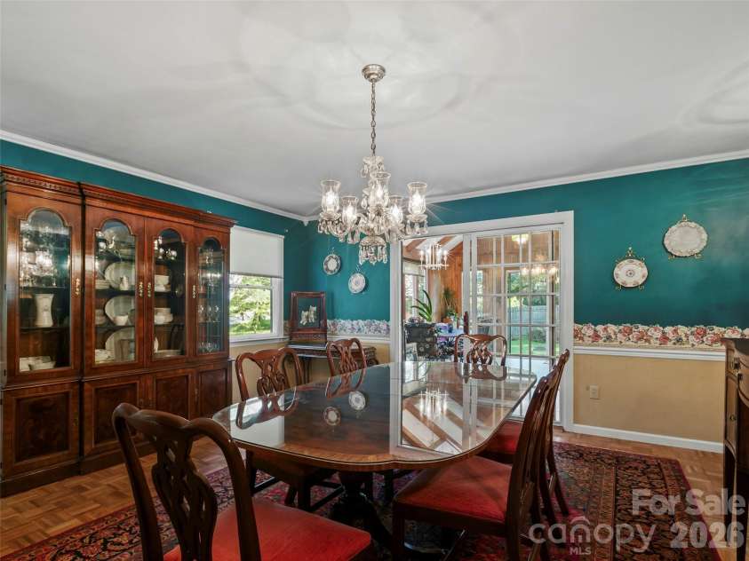 101 Castlerock Drive, Asheville, NC 28806.  MLS# CAR4418142, YatesRealty ID 49239. Formal Dining Room