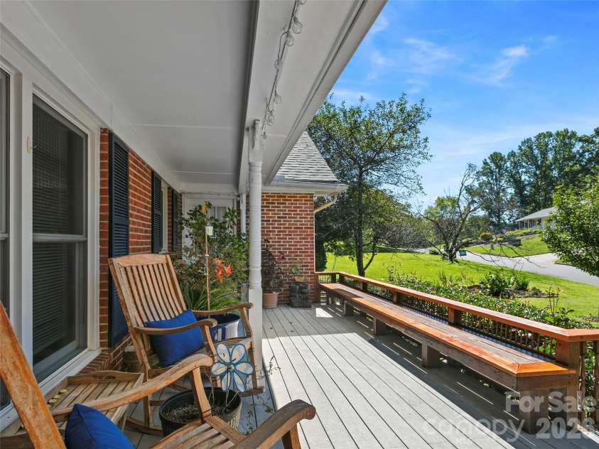 101 Castlerock Drive, Asheville, NC 28806.  MLS# CAR4418142, YatesRealty ID 49239. Front porch