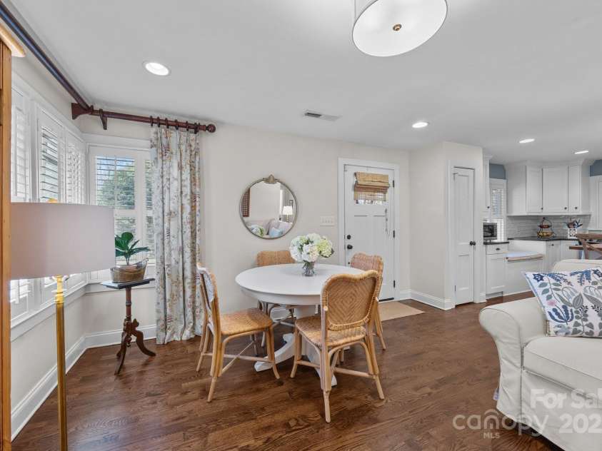 106 Turner Avenue, Charlotte, NC 28216.  MLS# CAR4243777, YatesRealty ID 4924. Living Room 3