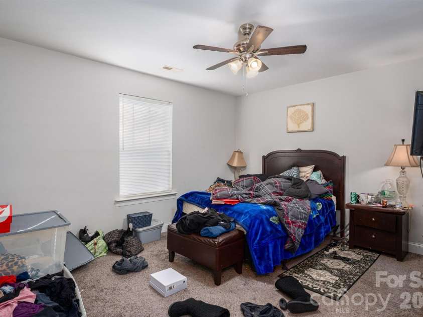 505 Cloninger Street, Dallas, NC 28034.  MLS# CAR4342350, YatesRealty ID 4924. 3rd Bedroom