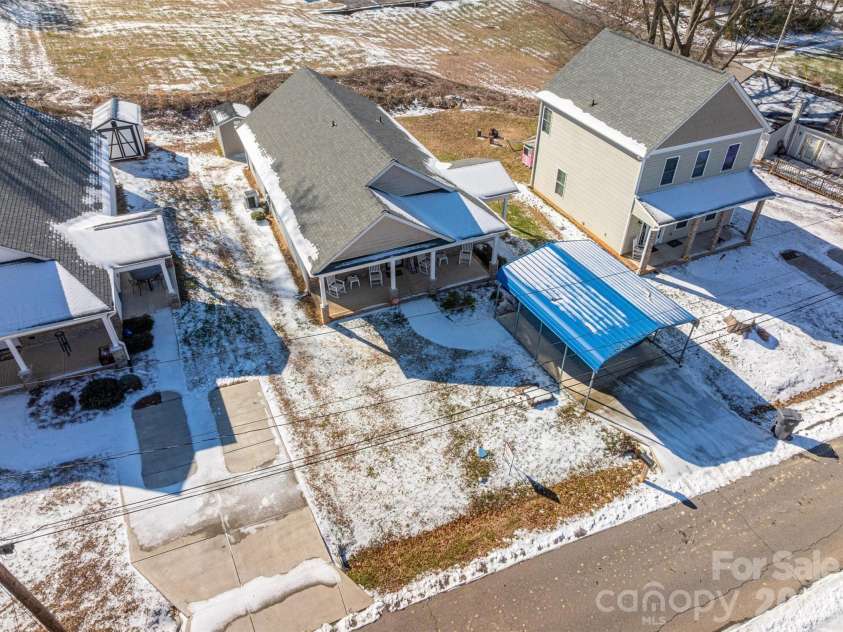 505 Cloninger Street, Dallas, NC 28034.  MLS# CAR4342350, YatesRealty ID 4924. 