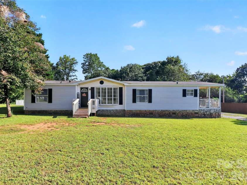 1778 Ingleside Farm Road, Iron Station, NC 28080.  MLS# CAR4420350, YatesRealty ID 49240. 