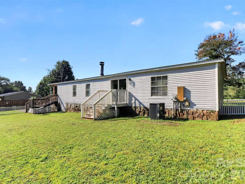 1778 Ingleside Farm Road, Iron Station, NC 28080.  MLS# CAR4420350, YatesRealty ID 49240. 