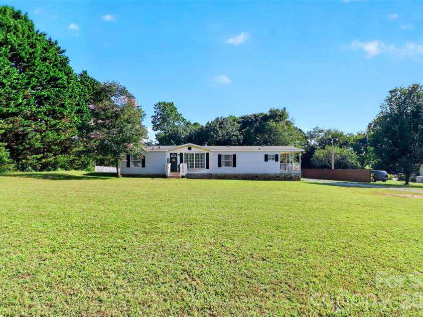 1778 Ingleside Farm Road, Iron Station, NC 28080.  MLS# CAR4420350, YatesRealty ID 49240. 