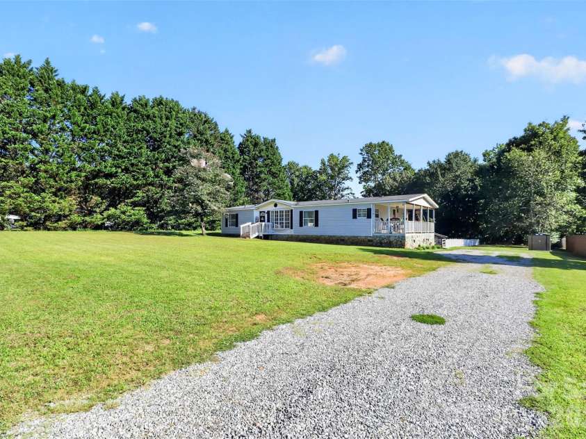 1778 Ingleside Farm Road, Iron Station, NC 28080.  MLS# CAR4420350, YatesRealty ID 49240. 
