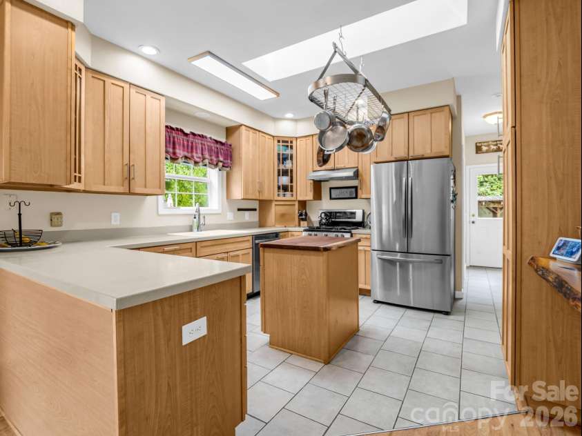 136 Limousine Lane, Pisgah Forest, NC 28768.  MLS# CAR4416612, YatesRealty ID 49241. 