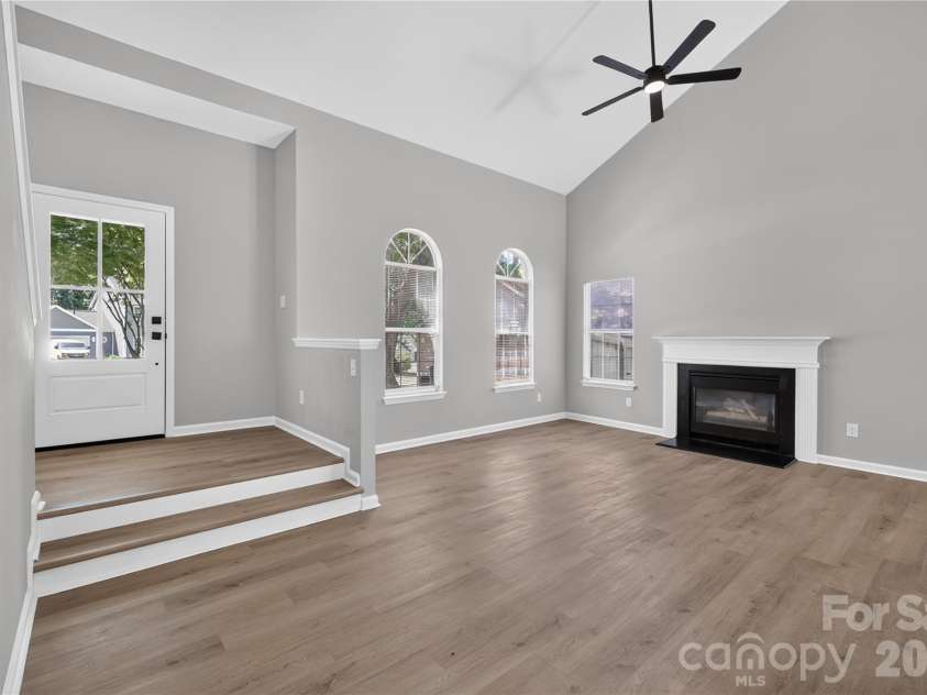 702 Foxborough Road, Charlotte, NC 28213.  MLS# CAR4421648, YatesRealty ID 49242. 