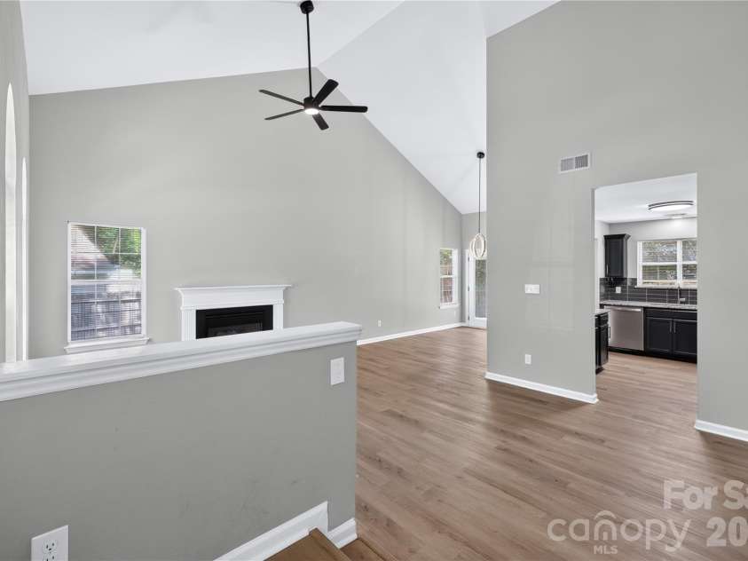 702 Foxborough Road, Charlotte, NC 28213.  MLS# CAR4421648, YatesRealty ID 49242. 
