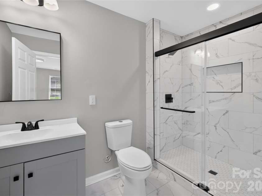 702 Foxborough Road, Charlotte, NC 28213.  MLS# CAR4421648, YatesRealty ID 49242. 