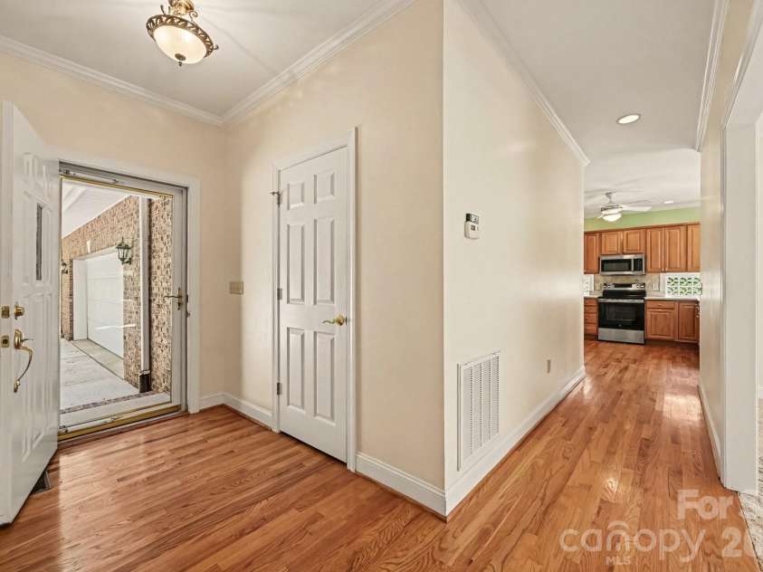 8271 Long Island Road, Catawba, NC 28609.  MLS# CAR4422034, YatesRealty ID 49243. 