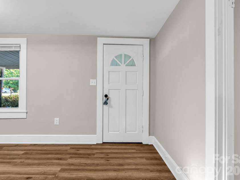 344 Owens Road, Lexington, NC 27292.  MLS# CAR4421664, YatesRealty ID 49244. 