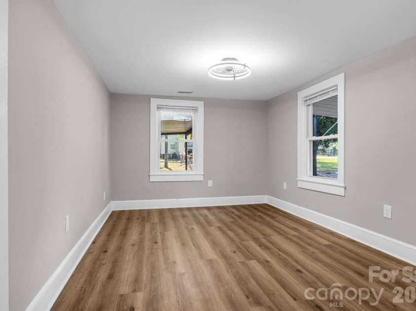 344 Owens Road, Lexington, NC 27292.  MLS# CAR4421664, YatesRealty ID 49244. 