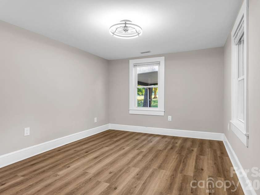 344 Owens Road, Lexington, NC 27292.  MLS# CAR4421664, YatesRealty ID 49244. 