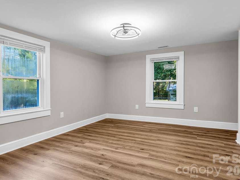 344 Owens Road, Lexington, NC 27292.  MLS# CAR4421664, YatesRealty ID 49244. 