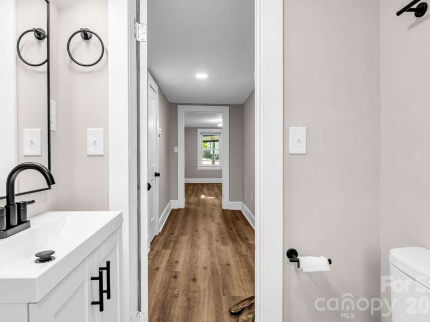344 Owens Road, Lexington, NC 27292.  MLS# CAR4421664, YatesRealty ID 49244. 