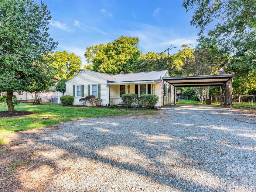 344 Owens Road, Lexington, NC 27292.  MLS# CAR4421664, YatesRealty ID 49244. 