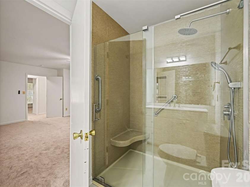 10225 Atchinson Drive, Mint Hill, NC 28227.  MLS# CAR4420202, YatesRealty ID 49246. 