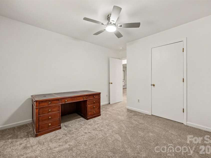 10225 Atchinson Drive, Mint Hill, NC 28227.  MLS# CAR4420202, YatesRealty ID 49246. 