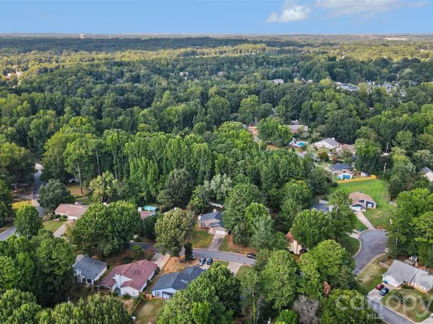 10225 Atchinson Drive, Mint Hill, NC 28227.  MLS# CAR4420202, YatesRealty ID 49246. 