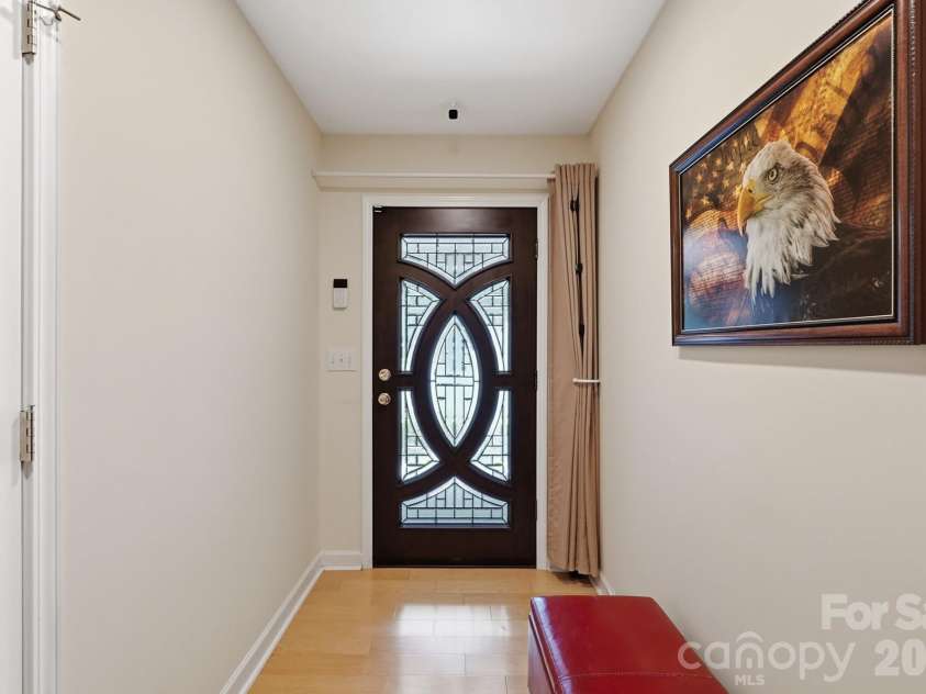 7917 Pebbleridge Drive, Charlotte, NC 28212.  MLS# CAR4421717, YatesRealty ID 49248. 