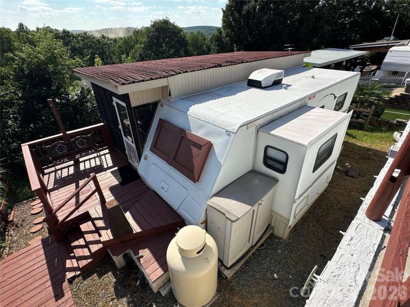 108 Robin Lane, New London, NC 28127.  MLS# CAR4410799, YatesRealty ID 49249. 