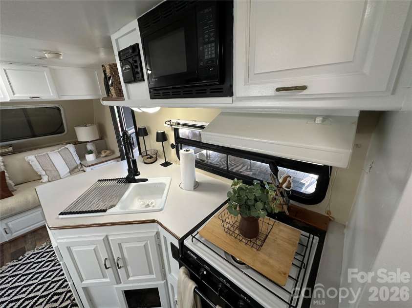 108 Robin Lane, New London, NC 28127.  MLS# CAR4410799, YatesRealty ID 49249. 