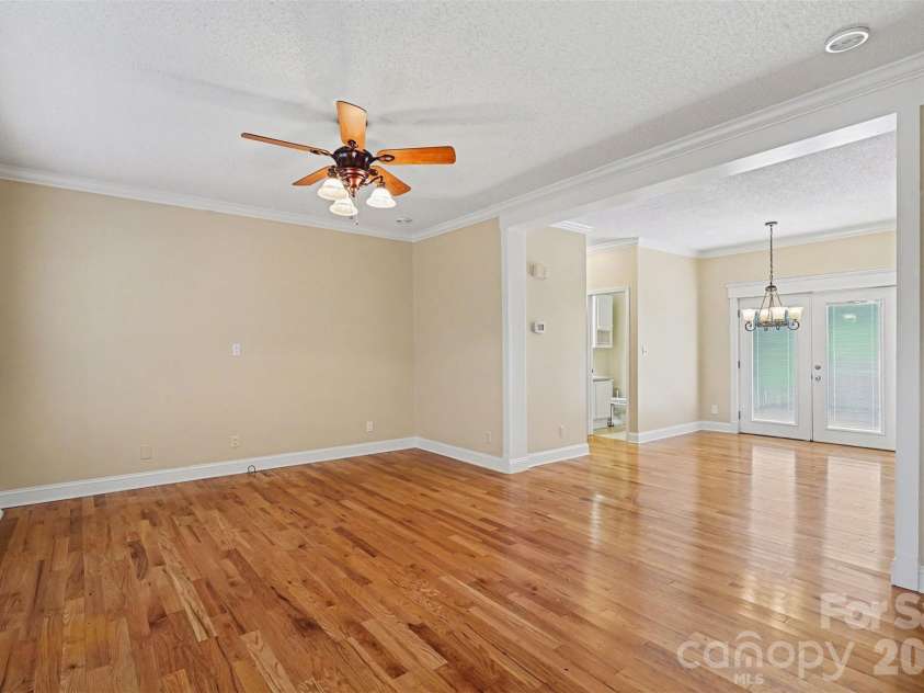 404 Brookhollow Drive, York, SC 29745.  MLS# CAR4341964, YatesRealty ID 4925. 