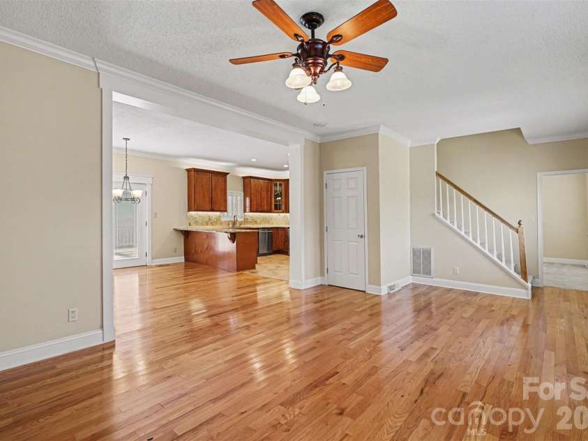 404 Brookhollow Drive, York, SC 29745.  MLS# CAR4341964, YatesRealty ID 4925. 