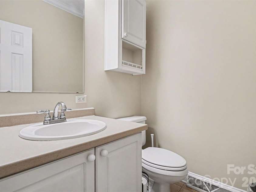 404 Brookhollow Drive, York, SC 29745.  MLS# CAR4341964, YatesRealty ID 4925. 