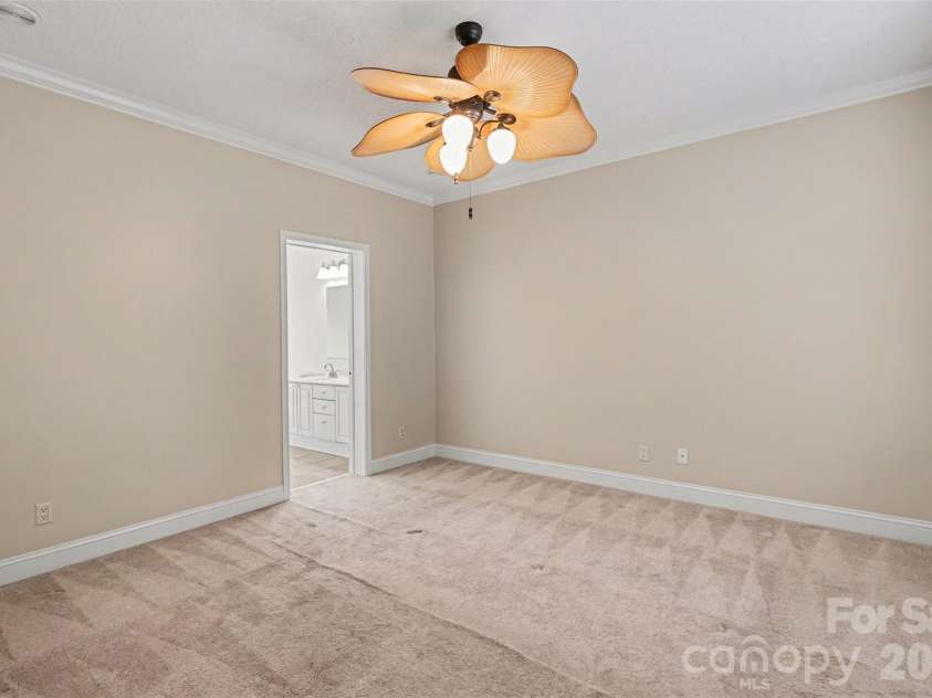 404 Brookhollow Drive, York, SC 29745.  MLS# CAR4341964, YatesRealty ID 4925. 