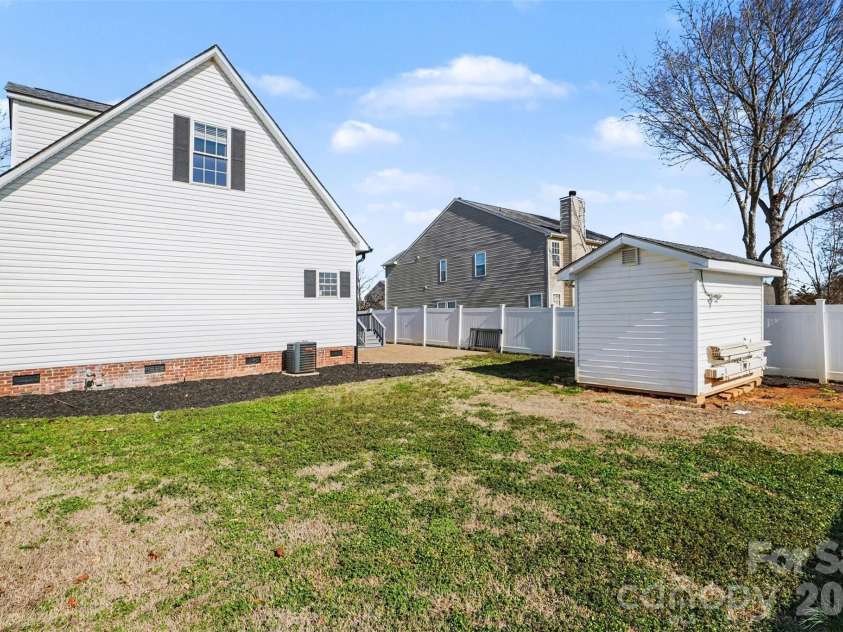 404 Brookhollow Drive, York, SC 29745.  MLS# CAR4341964, YatesRealty ID 4925. 