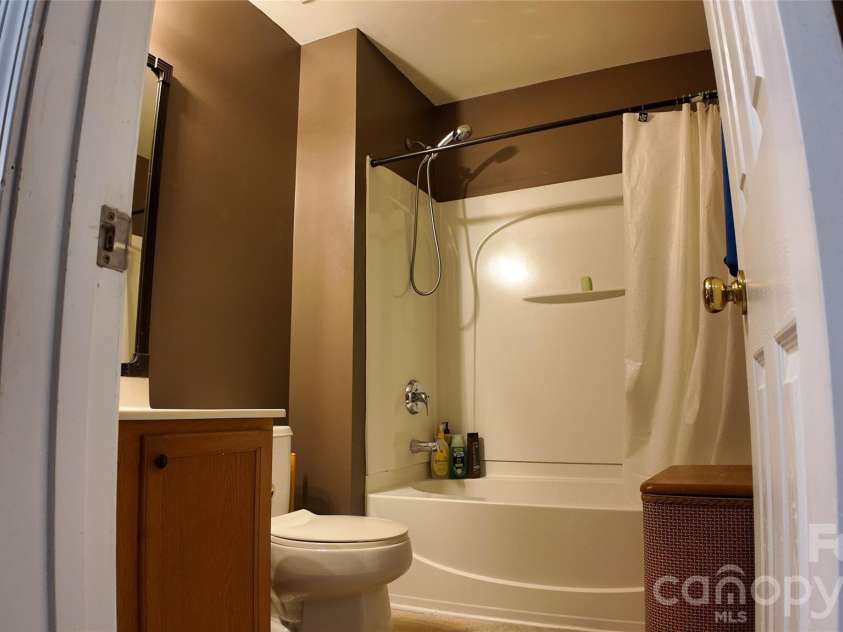 539 Delta Drive, Fort Mill, SC 29715.  MLS# CAR4421805, YatesRealty ID 49250. 