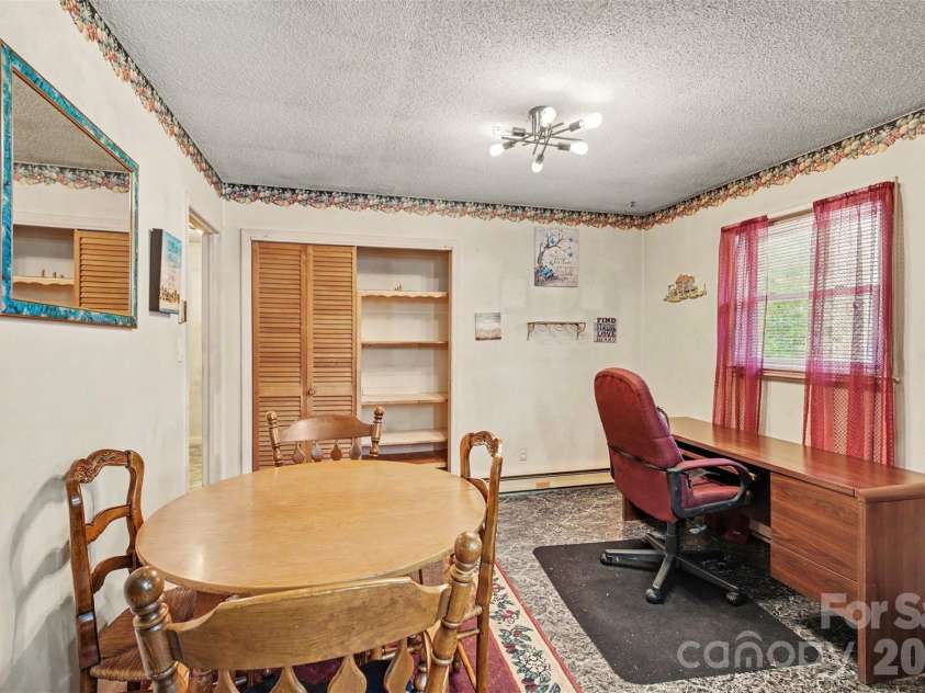 3932 Yokley Street, Winston Salem, NC 27107.  MLS# CAR4422109, YatesRealty ID 49252. 