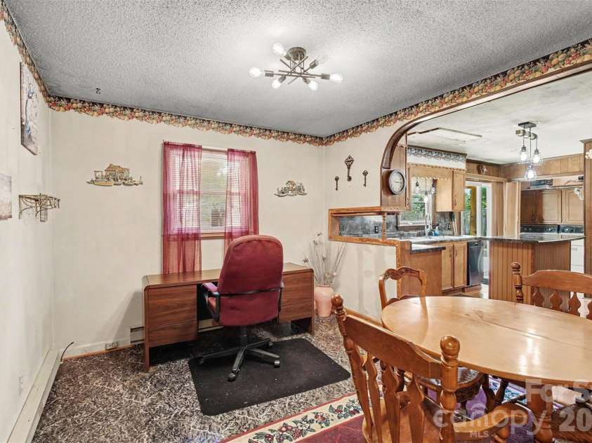 3932 Yokley Street, Winston Salem, NC 27107.  MLS# CAR4422109, YatesRealty ID 49252. 