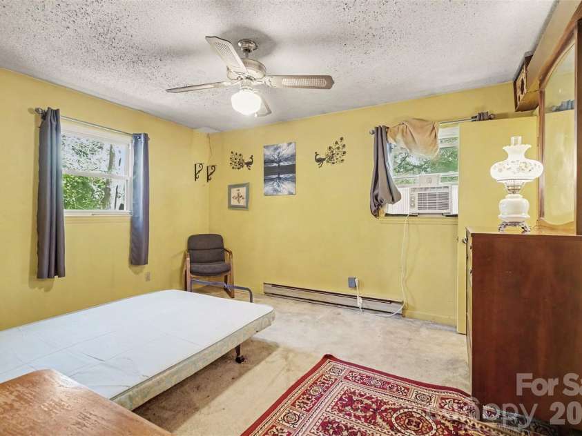 3932 Yokley Street, Winston Salem, NC 27107.  MLS# CAR4422109, YatesRealty ID 49252. 