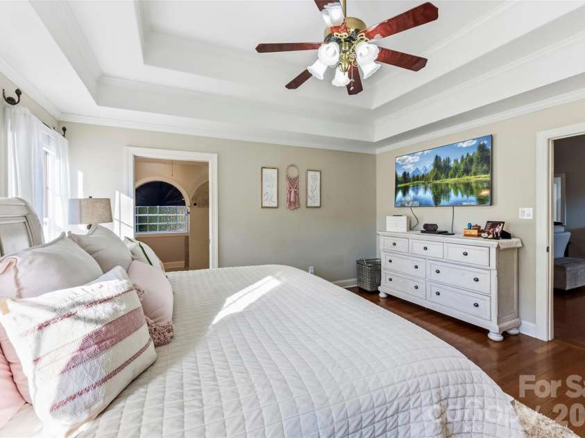 1277 White Pond Drive, Gastonia, NC 28056.  MLS# CAR4421305, YatesRealty ID 49254. 