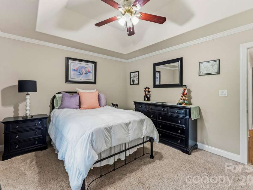1277 White Pond Drive, Gastonia, NC 28056.  MLS# CAR4421305, YatesRealty ID 49254. 