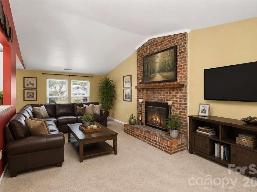 3001 Old House Circle, Matthews, NC 28105.  MLS# CAR4415033, YatesRealty ID 49255. Al-Enhanced, virtually-staged photo