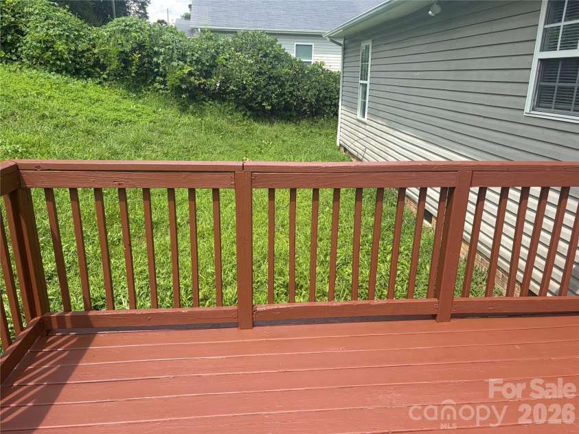 429 Pryor Street, Gastonia, NC 28052.  MLS# CAR4411009, YatesRealty ID 49256. 