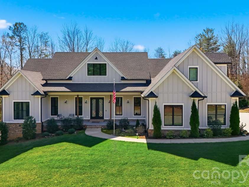 762 River Bend Drive, Granite Falls, NC 28630.  MLS# CAR4354420, YatesRealty ID 4926. 