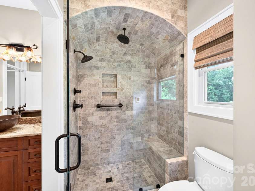 18 Hawks Pointe Lane, Weaverville, NC 28787.  MLS# CAR4413852, YatesRealty ID 49260. 