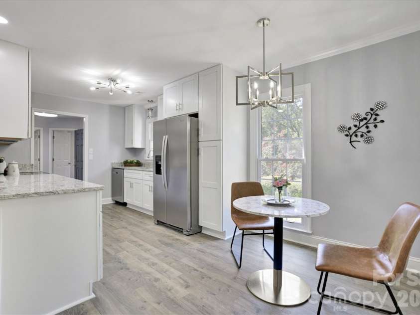 201 Sandymead Road, Matthews, NC 28105.  MLS# CAR4422049, YatesRealty ID 49263. 