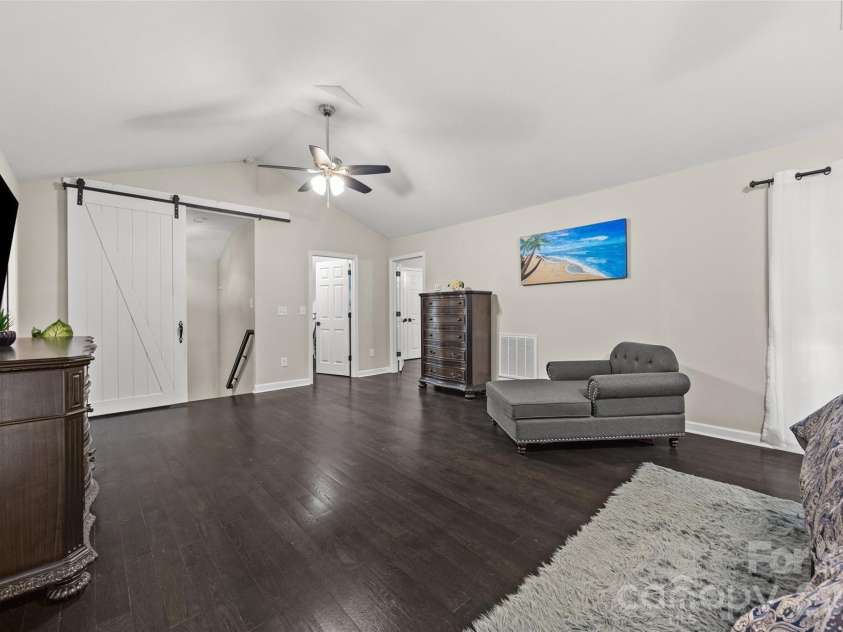 13 Bald Eagle Road, Lake Wylie, SC 29710.  MLS# CAR4387619, YatesRealty ID 49266. Primary Suite Bedroom