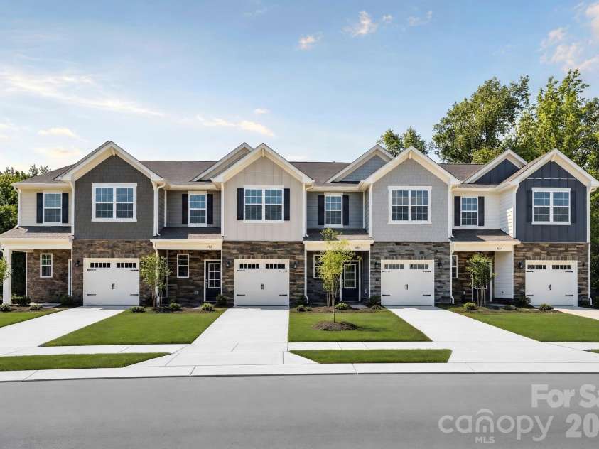 712 Sparano Loop, York, SC 29745.  MLS# CAR4422228, YatesRealty ID 49268. 